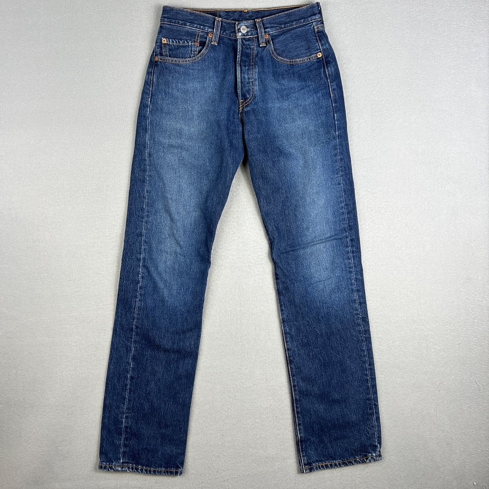 VTG Levis 501 Jeans Fit 29x32.5 Medium Wash Button Fly Straight Leg Y2K 00s